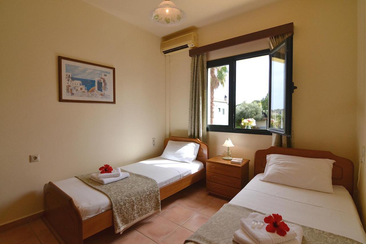 Christina Villas- Minoan Inland Pentamodi Exterior foto